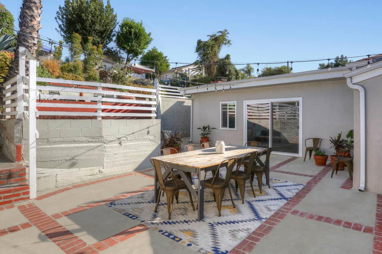 Photo: All Signs Point to Homes in Echo Park, Glassell Park and El Sereno